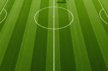 Grama sintética transforma clubes, escolas e comunidades